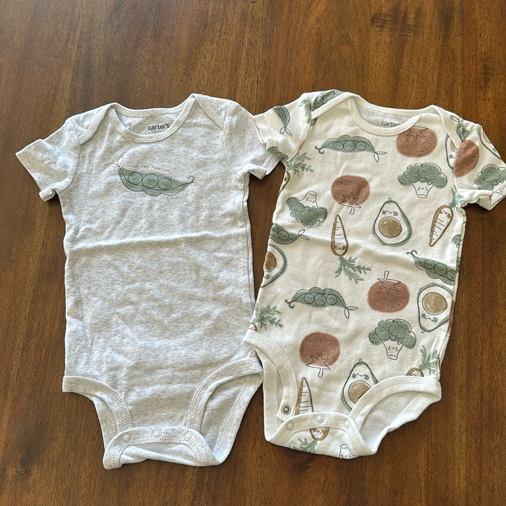 EUC Carters Onesies